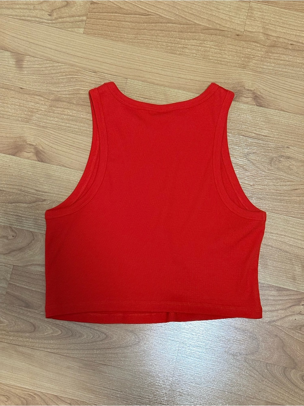 Red Ribbed Crop Tank Top - Picture 4 of 6